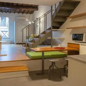 Art Atelier Terrazza Borgo , Rome Italy